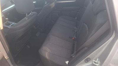 Subaru Legacy Station Wagon 2.0D SW Trend (10)