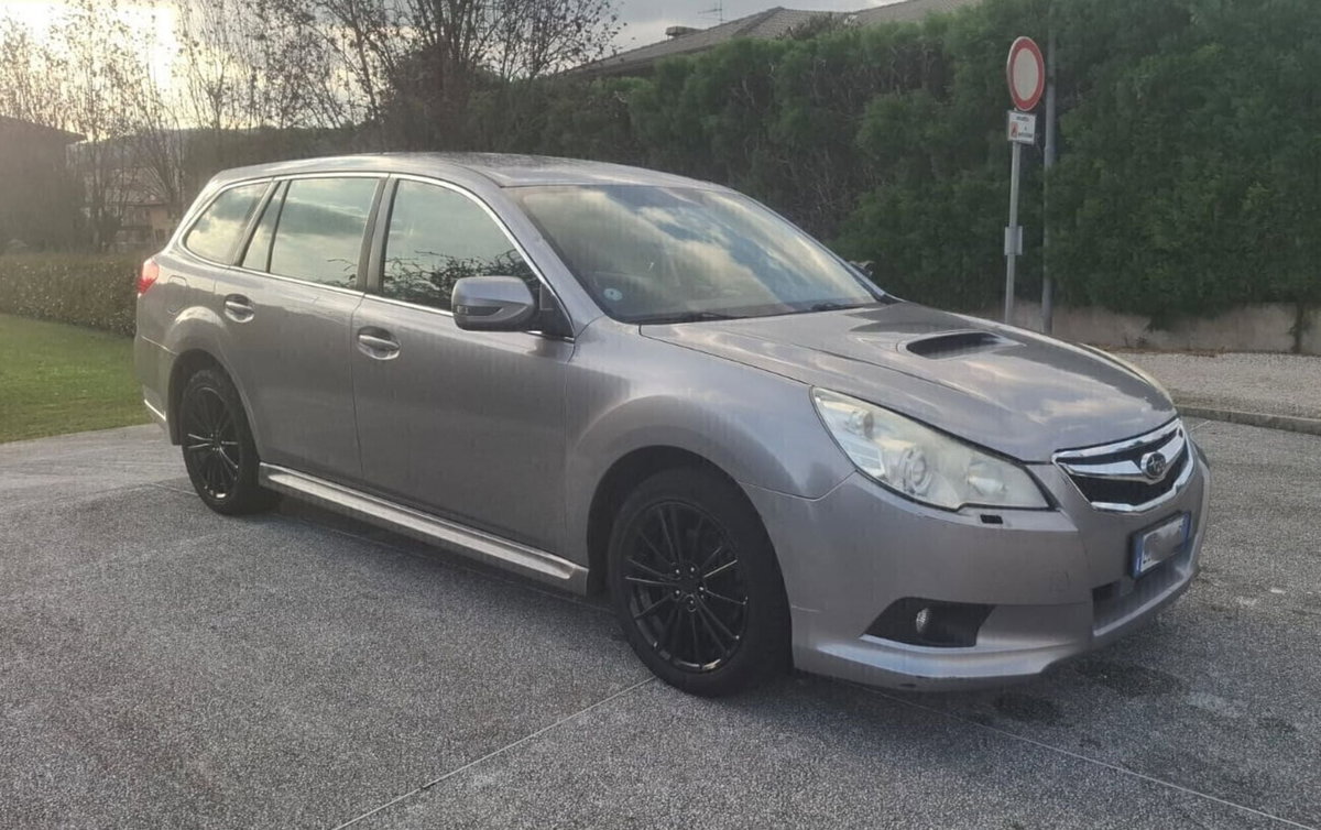 Subaru Legacy Station Wagon 2.0D SW Trend (4)