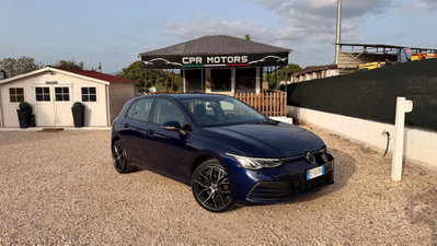 Volkswagen Golf 1.0 eTSI EVO DSG Life usata