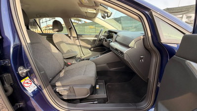 Volkswagen Golf 1.0 eTSI EVO DSG Life (12)