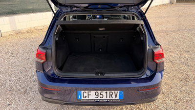 Volkswagen Golf 1.0 eTSI EVO DSG Life (18)