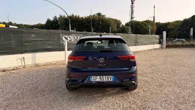 Volkswagen Golf 1.0 eTSI EVO DSG Life (5)