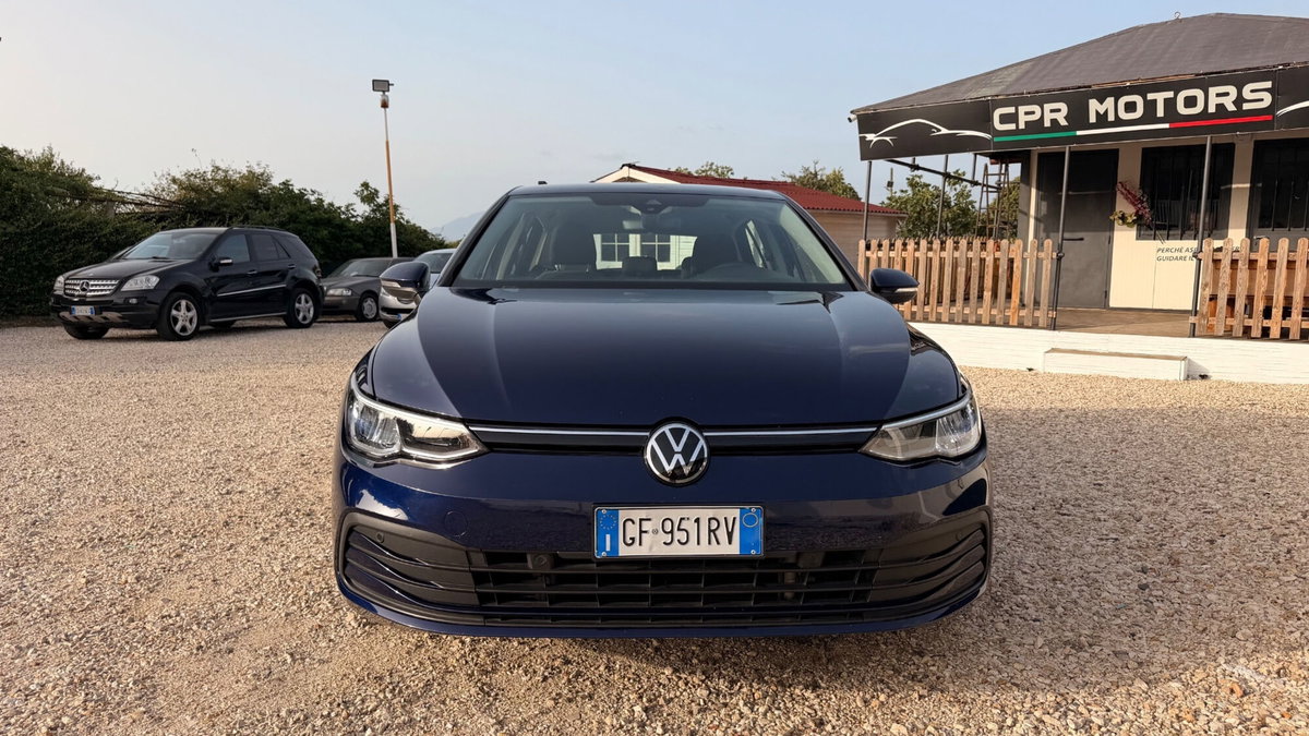 Volkswagen Golf 1.0 eTSI EVO DSG Life (9)