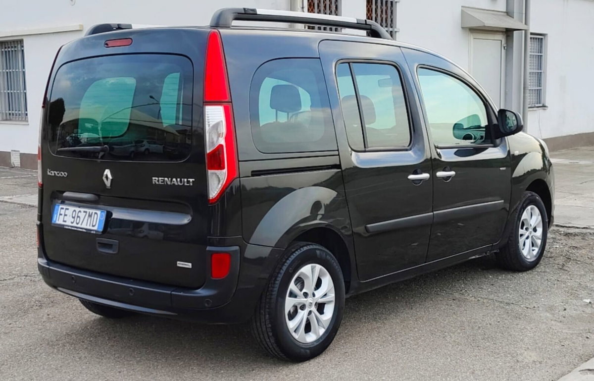 Renault Kangoo 1.5 dCi 90CV 5 porte Stop & Start Extrem (6)