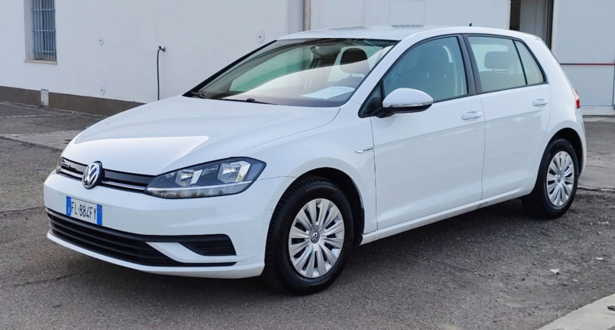 Volkswagen Golf 1.4 TGI 5p. Trendline BlueMotion (19)