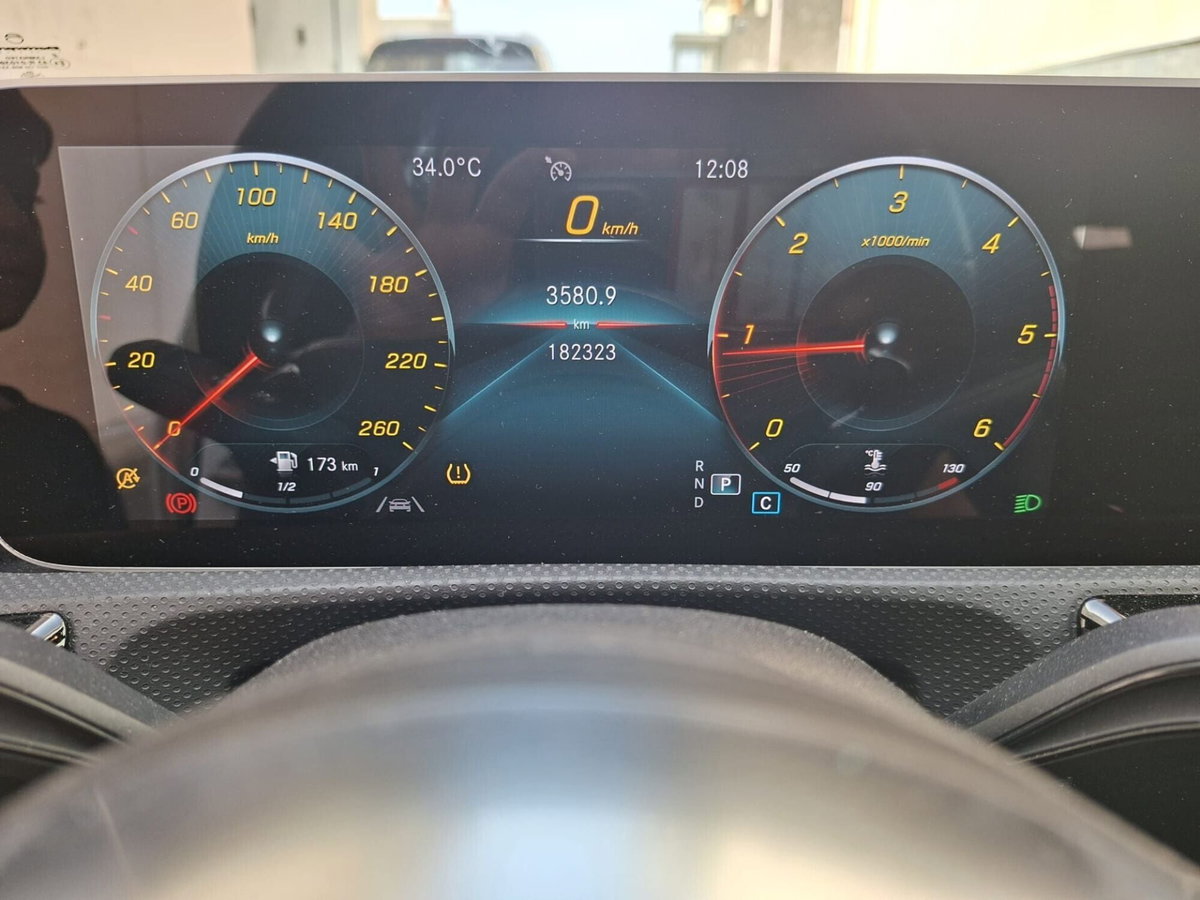 Mercedes-Benz Classe A 180 d Automatic Premium (15)