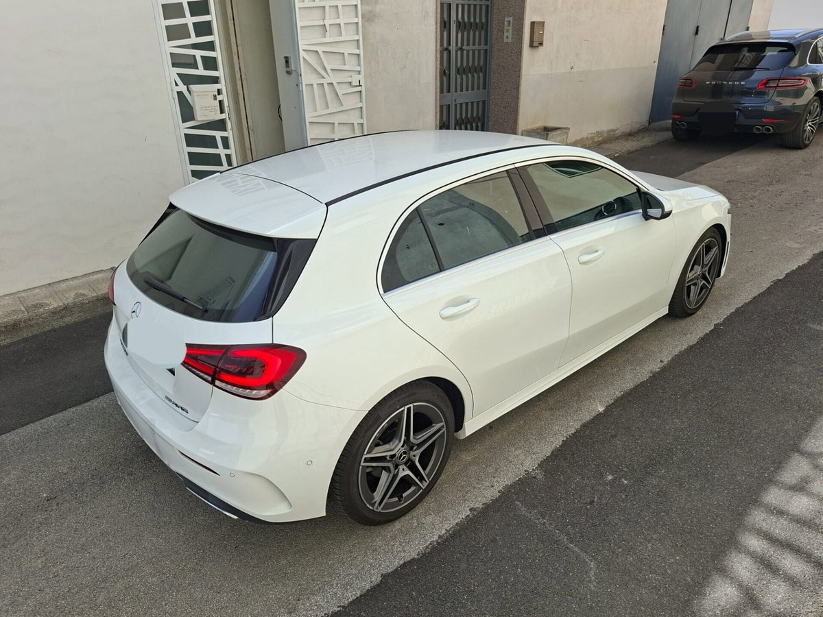 Mercedes-Benz Classe A 180 d Automatic Premium (8)