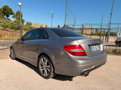 Mercedes-Benz Classe C 220 CDI BlueEFFICIENCY Avantgarde (2)