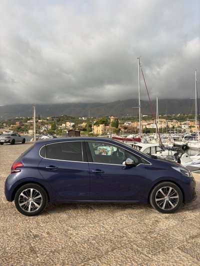 Peugeot 208 Turbo 110 EAT6 S&S 5 porte Allure (4)