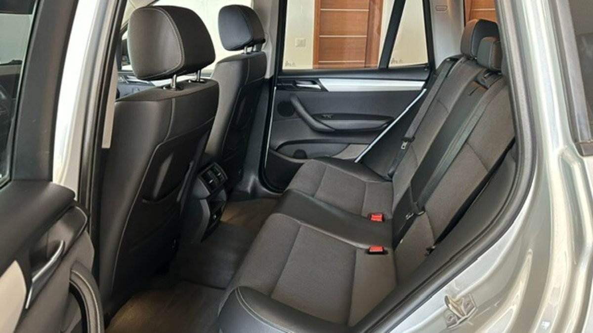 BMW X3 xDrive20d Business Advantage Aut. (13)