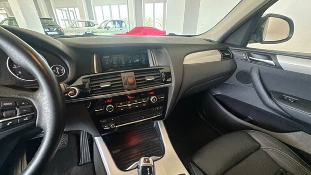 BMW X3 xDrive20d Business Advantage Aut. (15)