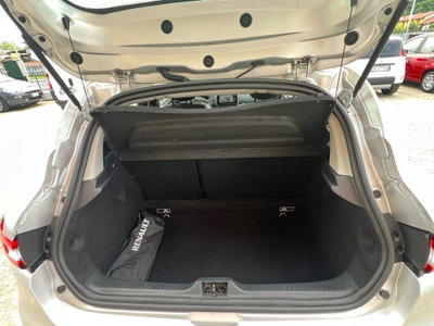 Renault Clio dCi 8V 90 CV EDC 5 porte Moschino Zen (15)
