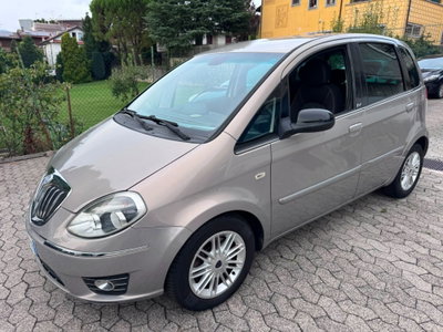 Lancia Musa 1.3 Mjt 95 CV DFN Gold usata