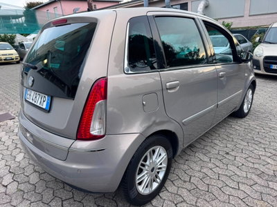 Lancia Musa 1.3 Mjt 95 CV DFN Gold (5)