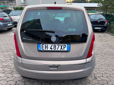 Lancia Musa 1.3 Mjt 95 CV DFN Gold (6)