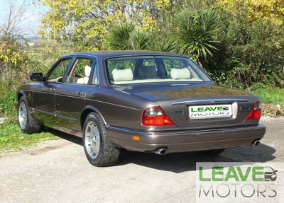 Jaguar XJ 3.2 cat Executive (7)