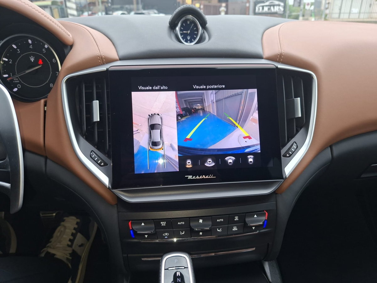 Maserati Ghibli Ghibli V6 Modena (11)