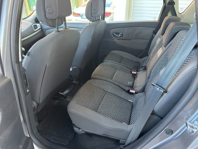 Renault Scenic E-Tech Electric 1.5 dCi 110CV Luxe (12)