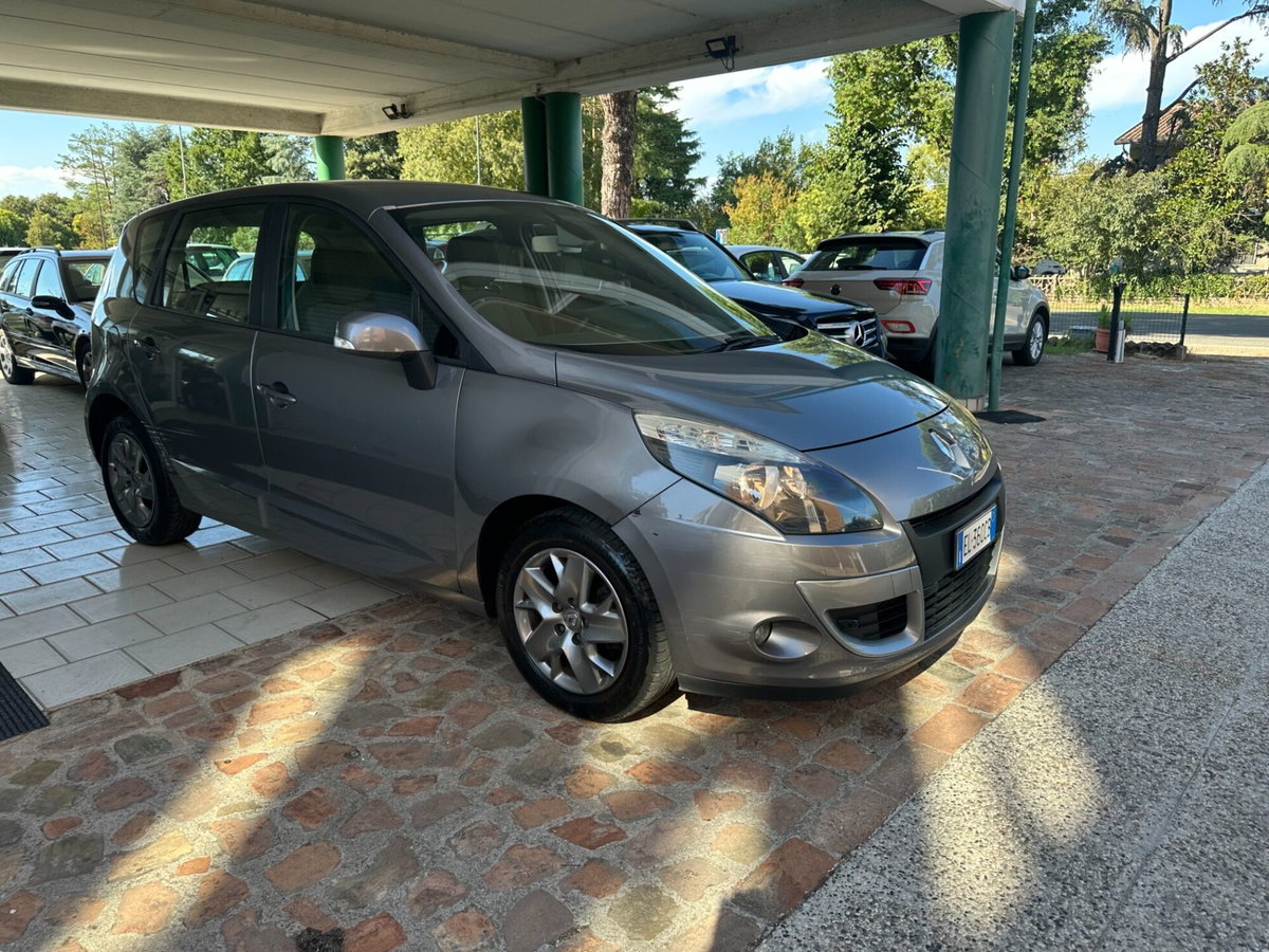 Renault Scenic E-Tech Electric 1.5 dCi 110CV Luxe (3)