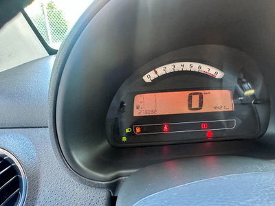 Citroen C2 1.1 airdream Exclusive (13)