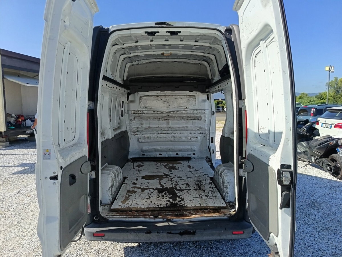 Renault Trafic Furgone T29 2.0 dCi/115 PC-TN Furgone DPF QS (9)
