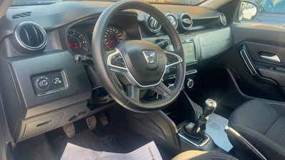 Dacia Duster 1.0 TCe 100 CV ECO-G 4x2 Comfort (10)