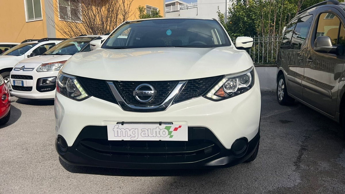 Nissan Qashqai 1.2 DIG-T Visia (2)