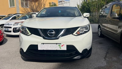 Nissan Qashqai 1.2 DIG-T Visia (2)