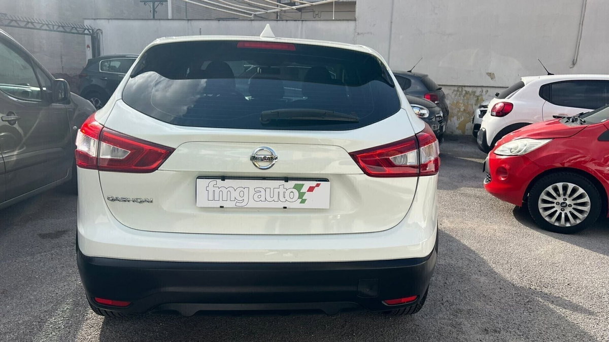 Nissan Qashqai 1.2 DIG-T Visia (5)