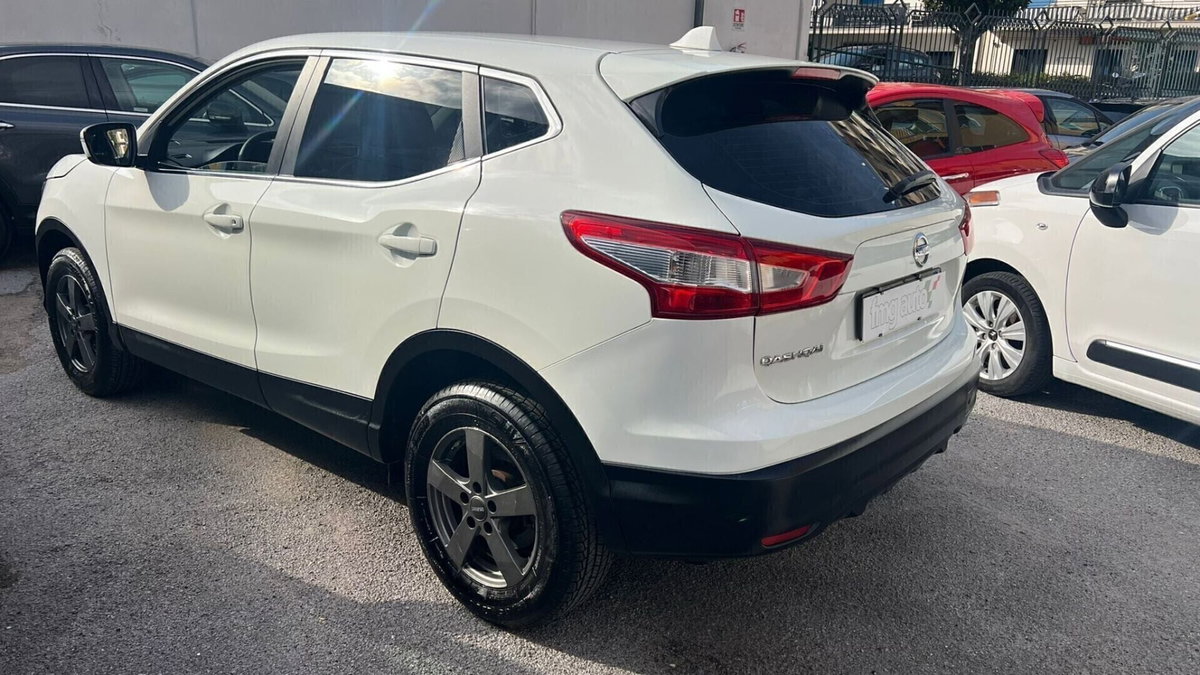 Nissan Qashqai 1.2 DIG-T Visia (6)