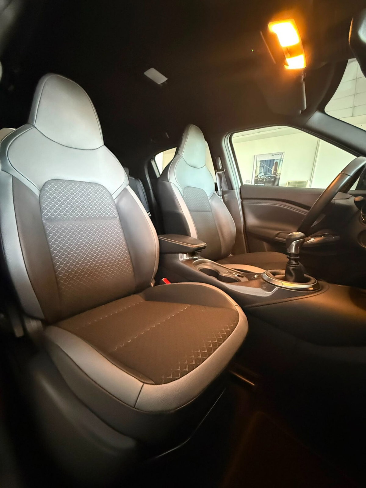Nissan Juke 1.0 dig-t N-Connecta 114cv (11)