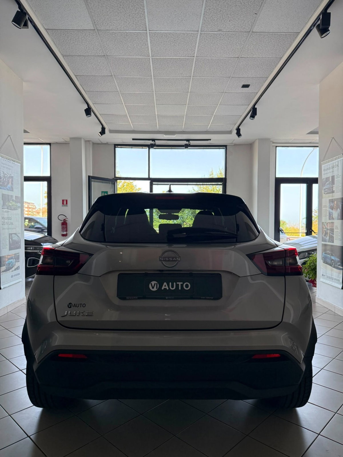 Nissan Juke 1.0 dig-t N-Connecta 114cv (4)