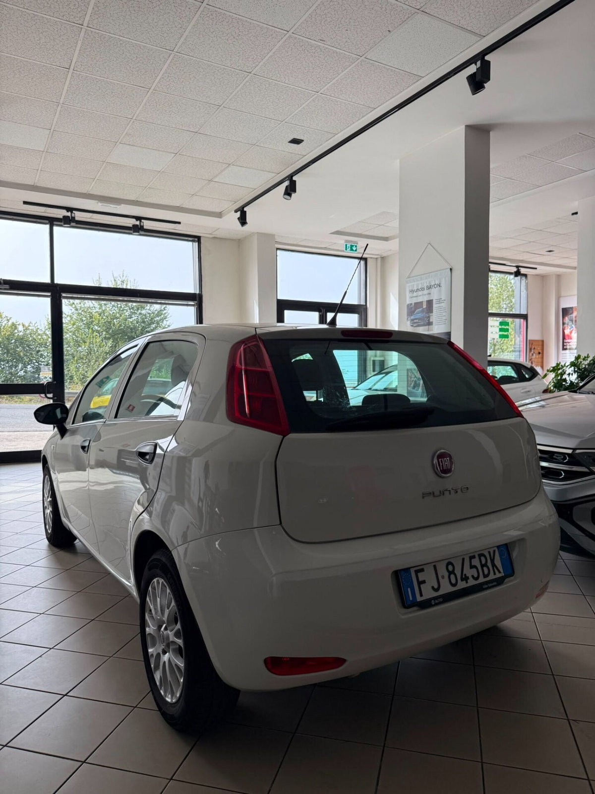 Fiat Punto 1.3 MJT II S&S 95 CV 5 porte Street (5)