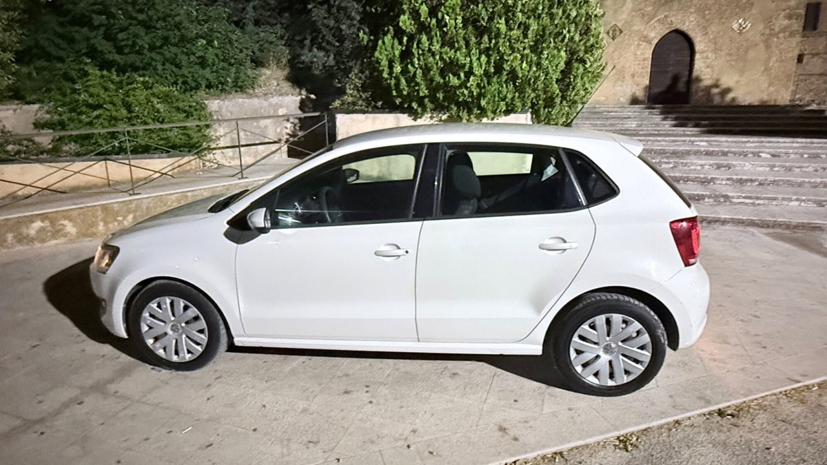 Volkswagen Polo 1.6 TDI DPF 5 porte Comfortline (12)