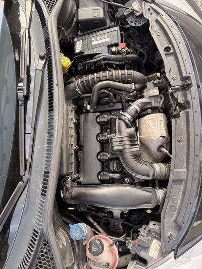Peugeot 207 THP 150CV 3p. Féline (11)