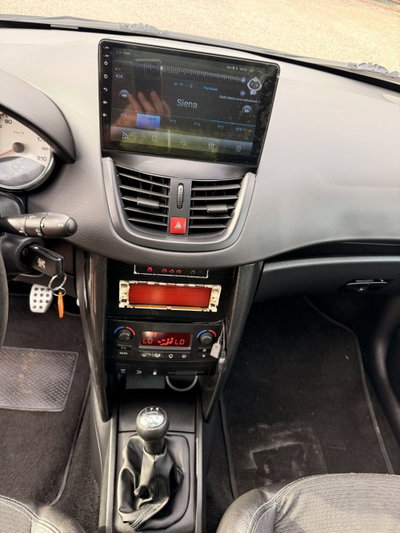 Peugeot 207 THP 150CV 3p. Féline (7)