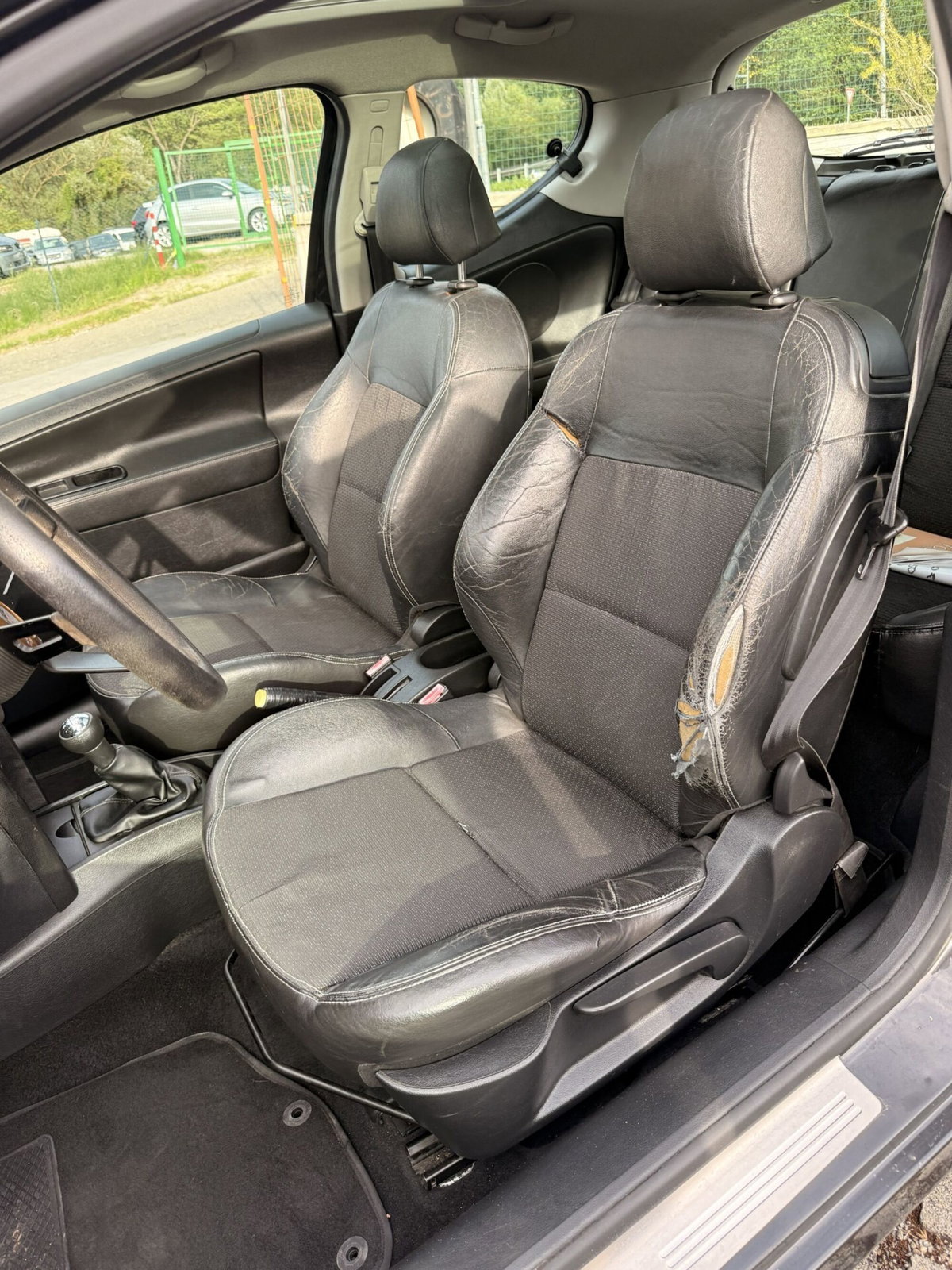 Peugeot 207 THP 150CV 3p. Féline (8)