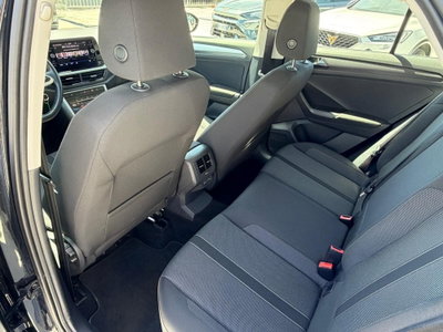 Volkswagen T-Roc 2.0 tdi Life 115cv (9)