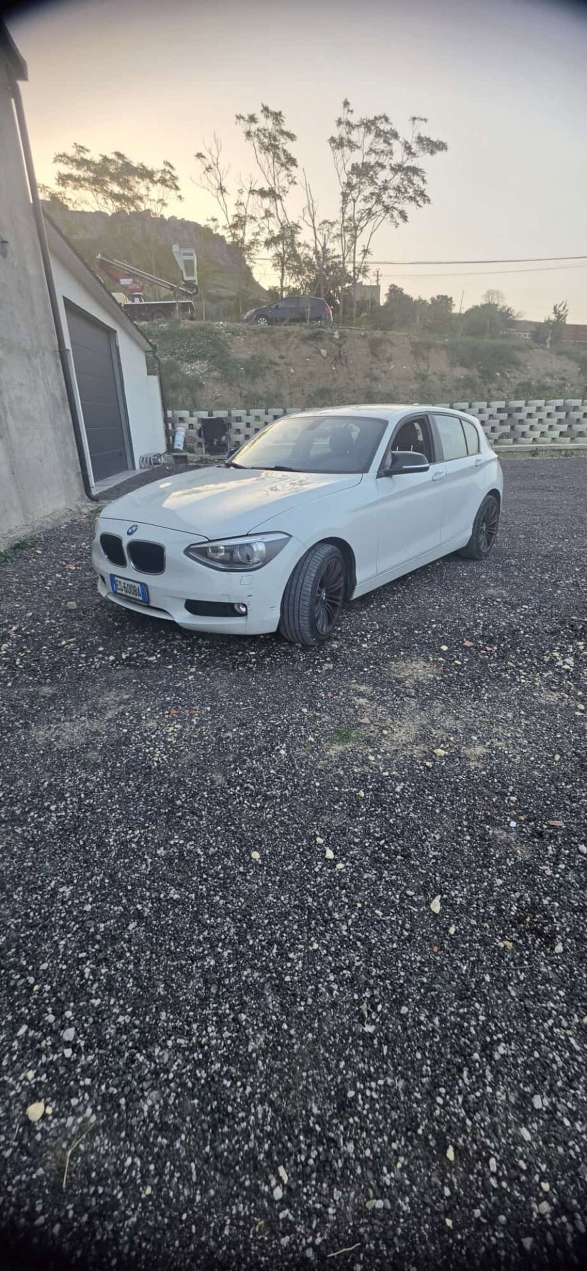 BMW Serie 1 116d 2.0 116CV cat 5 porte Attiva DPF