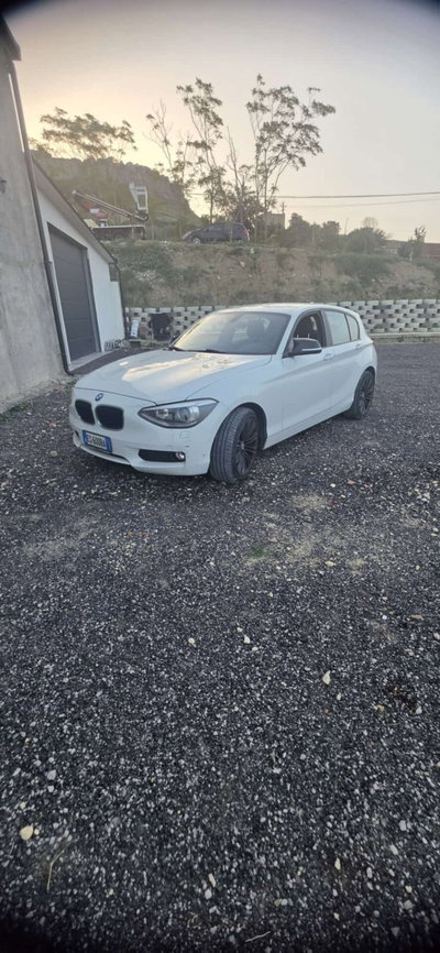BMW Serie 1 116d 2.0 116CV cat 5 porte Attiva DPF