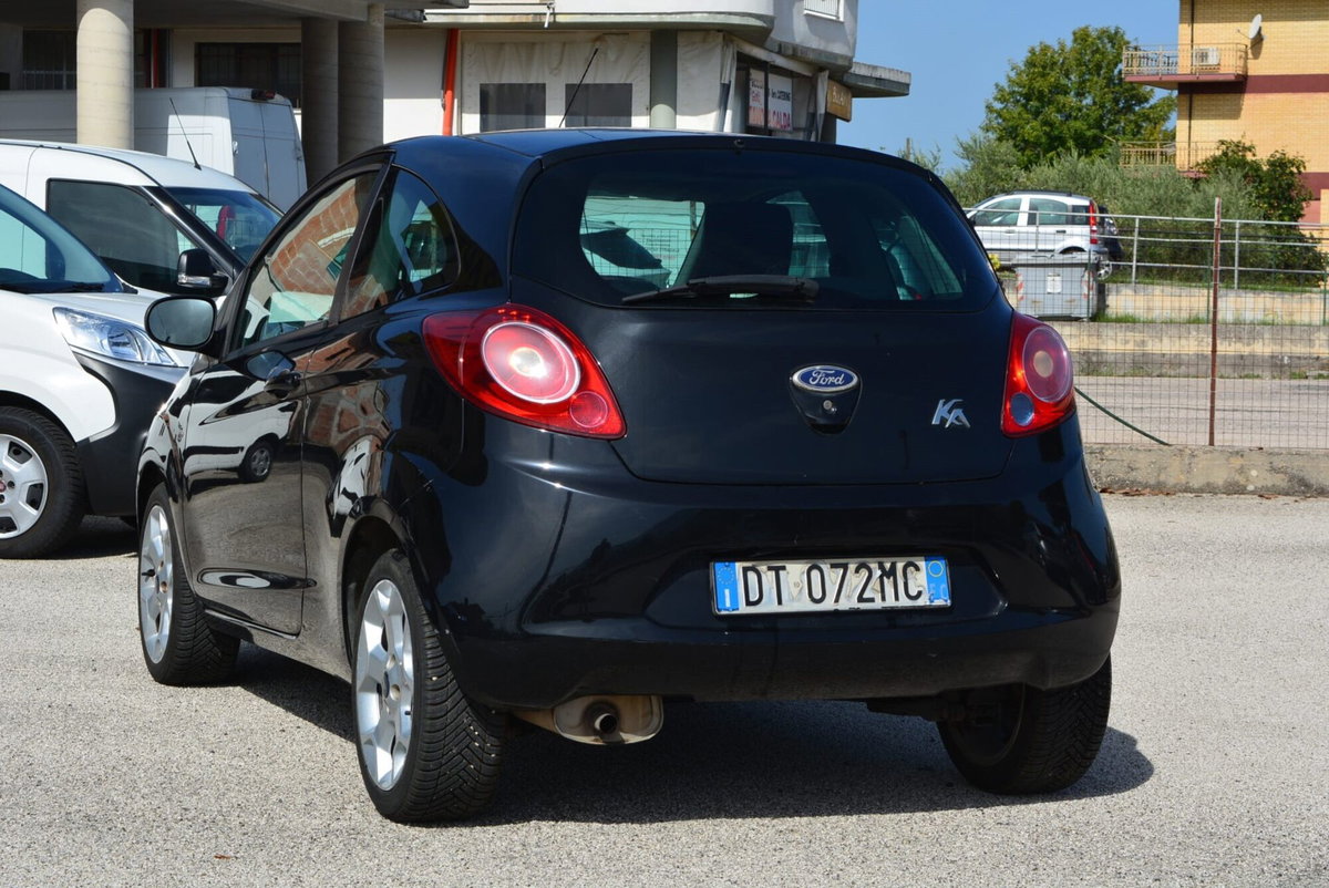 Ford Ka 1.2 8V 69CV Titanium (8)