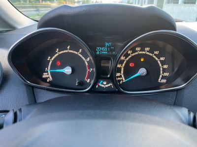 Ford Fiesta 1.4 5p. Bz.- GPL Titanium (13)