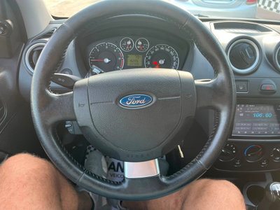 Ford Fiesta 1.4 TDCi 5p. Titanium (12)