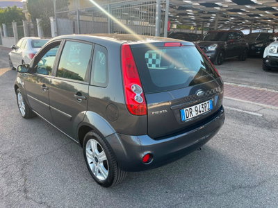 Ford Fiesta 1.4 TDCi 5p. Titanium (7)