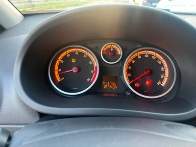 Opel Corsa 1.2 85CV 5 porte GPL-TECH Edition (13)