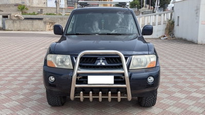 Mitsubishi Pajero 2.5 TDI 3p. GLX (2)