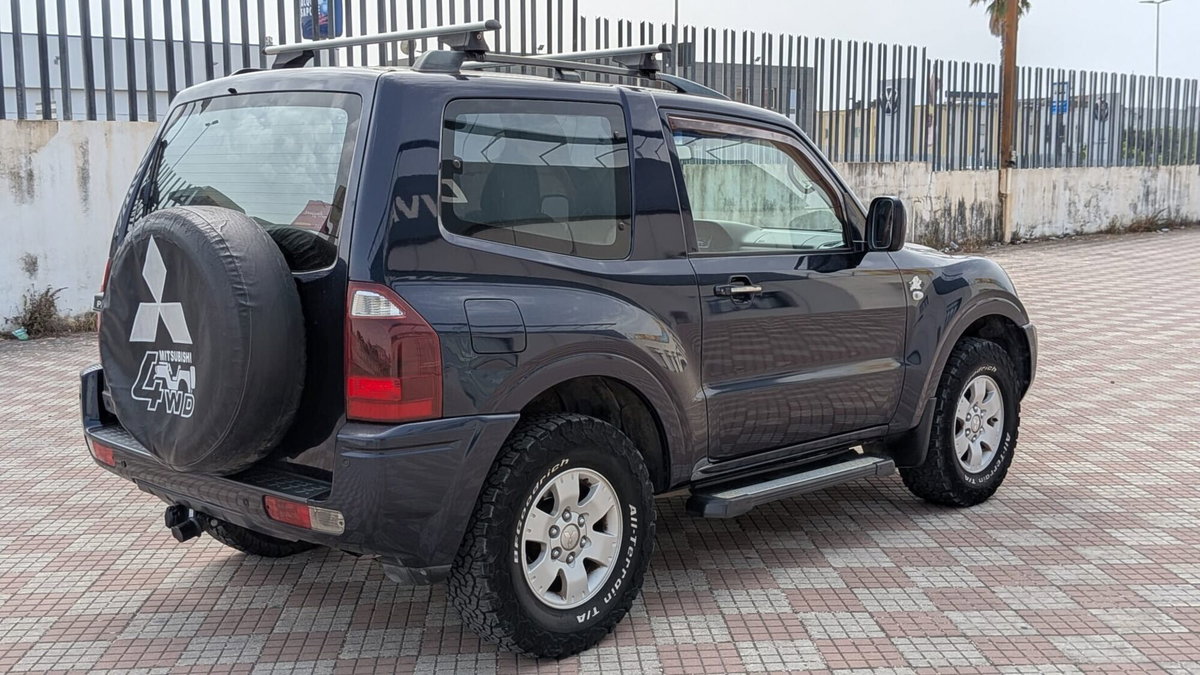 Mitsubishi Pajero 2.5 TDI 3p. GLX (5)