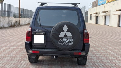 Mitsubishi Pajero 2.5 TDI 3p. GLX (6)