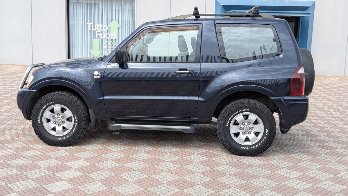 Mitsubishi Pajero 2.5 TDI 3p. GLX (7)