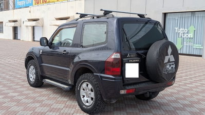 Mitsubishi Pajero 2.5 TDI 3p. GLX (8)